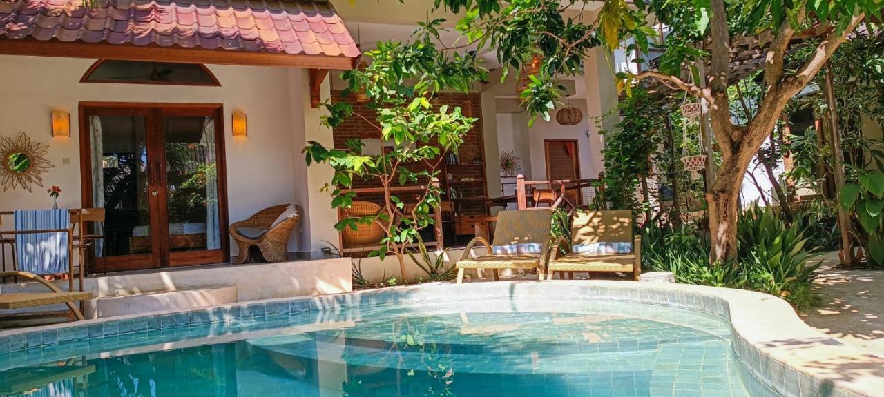 Soraya Yoga Wellness Center Gili Trawangan Exterior foto