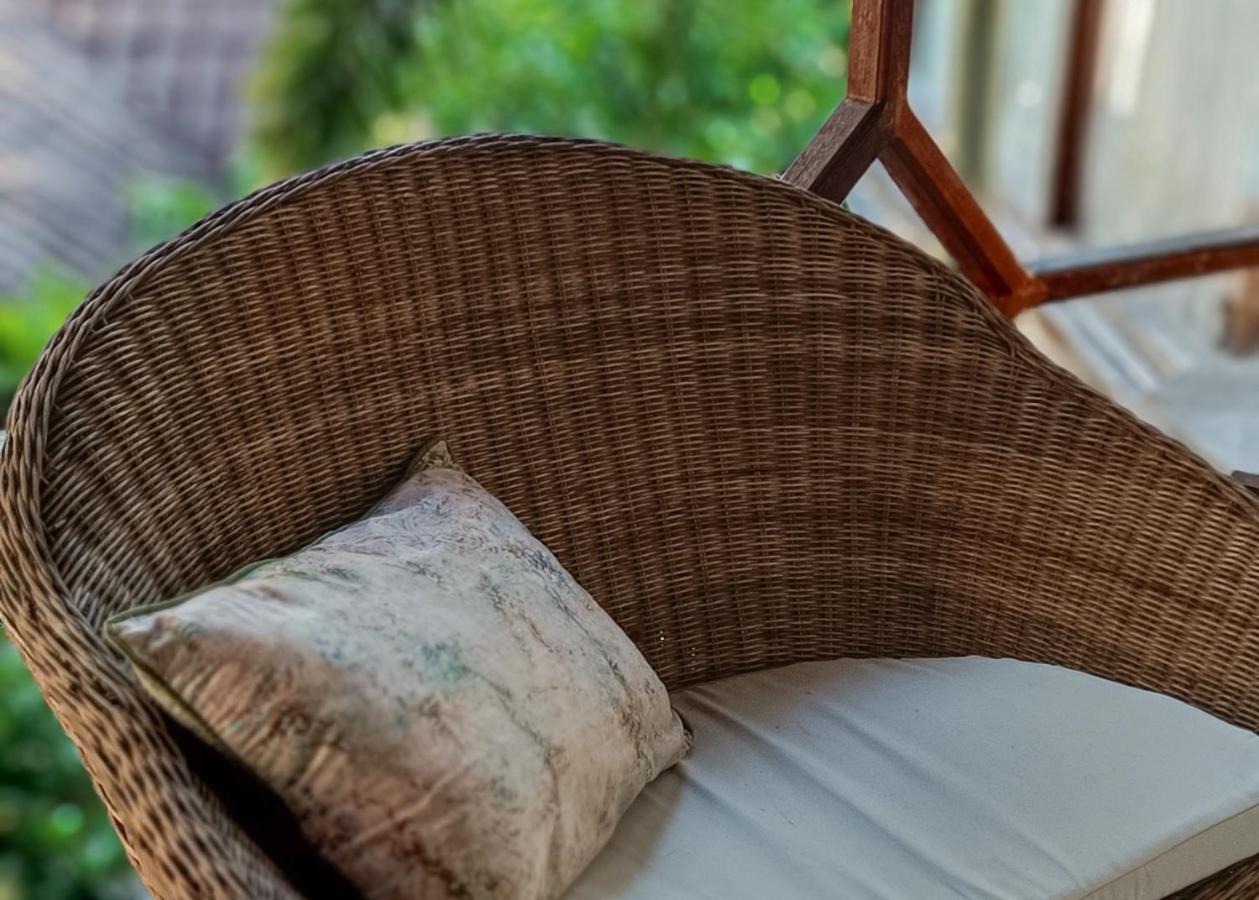Soraya Yoga Wellness Center Gili Trawangan Exterior foto